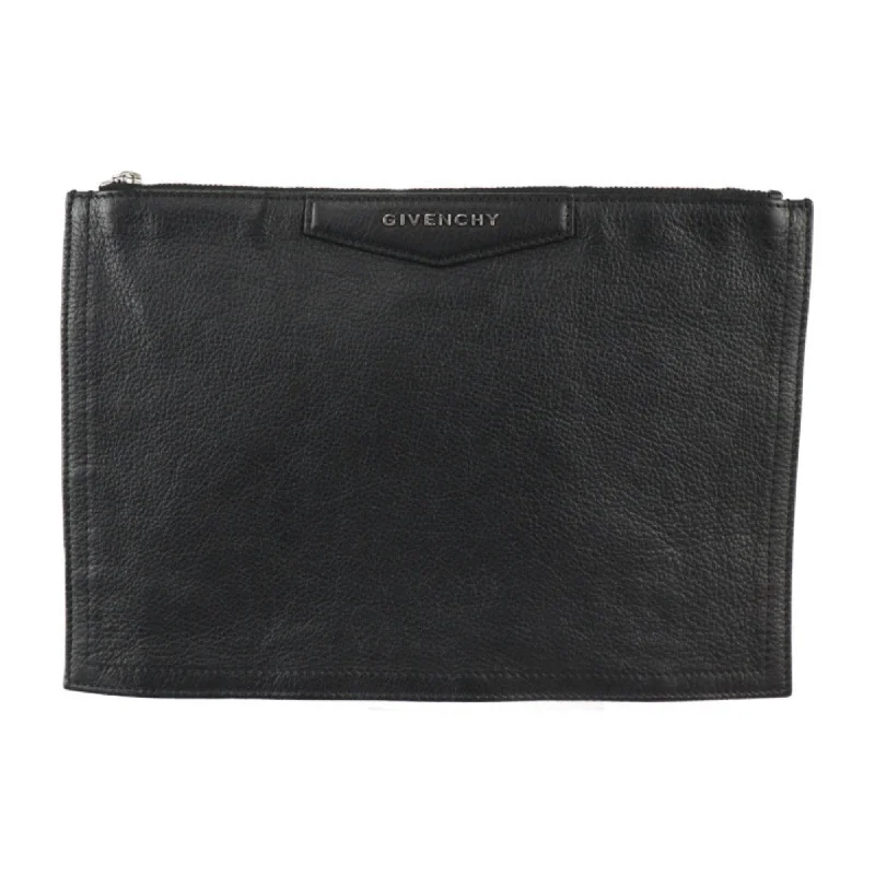 Givenchy  Leather Clutch Bag (Pre-Owned)